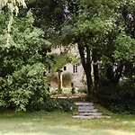 Chateau La Bruguiere Гостевой дом Tornac