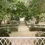 Chateau La Bruguiere 4* Tornac