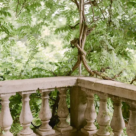 Pensjonat Chateau La Bruguiere 4*