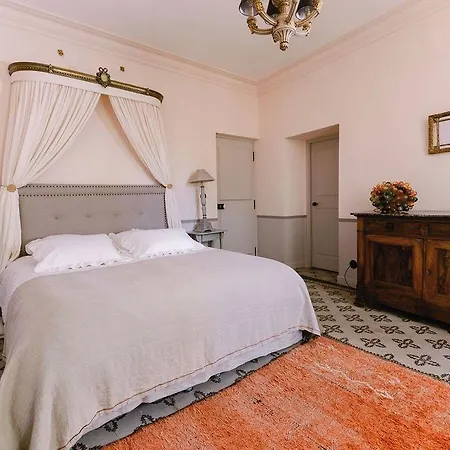 Casa de hóspedes Château La Bruguière 4*